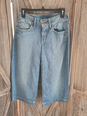 Apt.9 Ladies Denim Capris